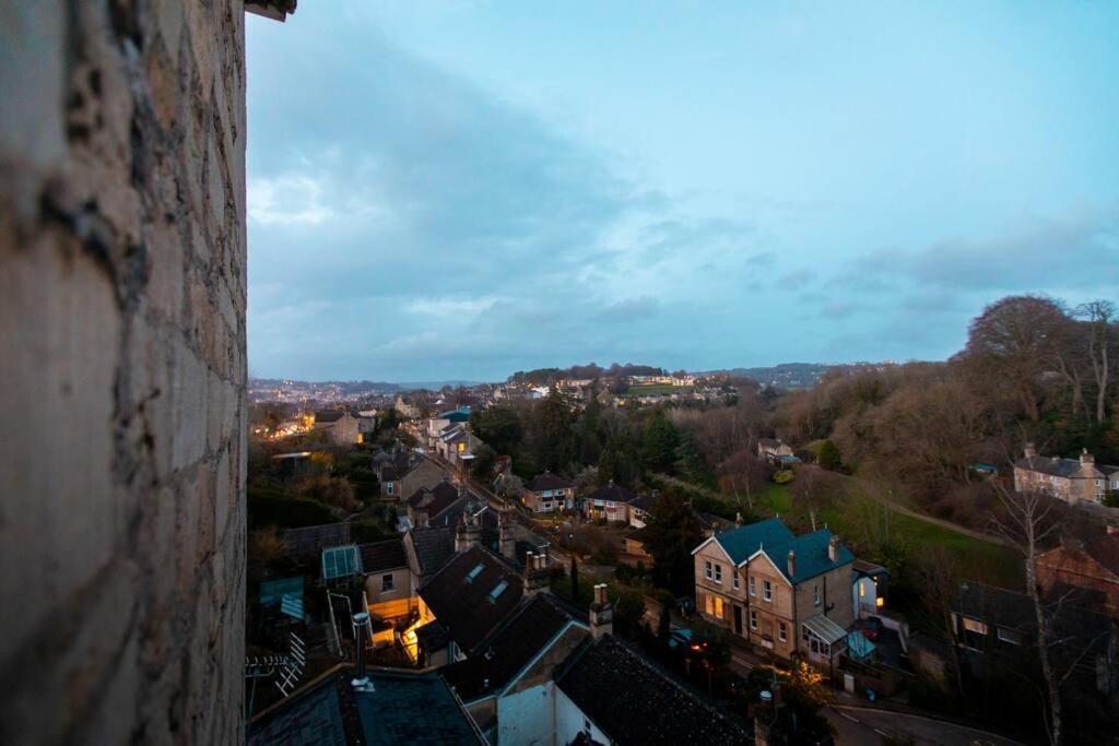 Georgian Gem Free Parking &Views Apartment Bath Exterior photo