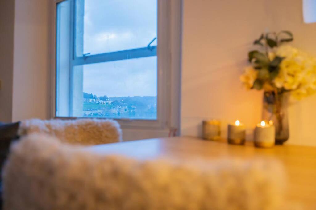 Georgian Gem Free Parking &Views Apartment Bath Exterior photo
